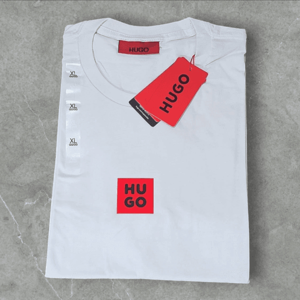 Camiseta  Hugo Boss Malha Italiana. - Image 2